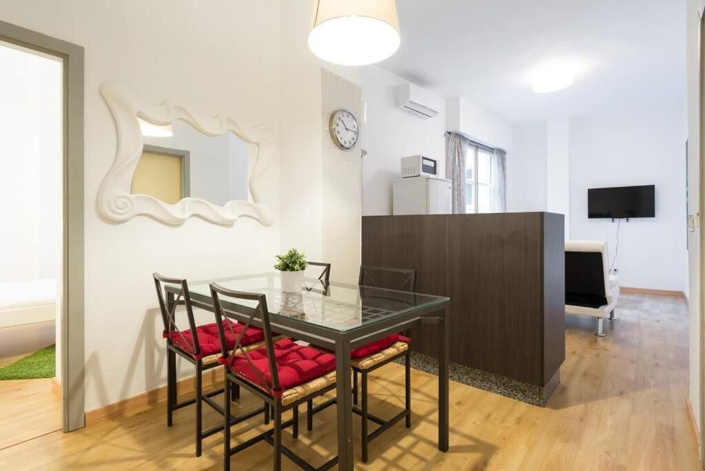 Cathedral Suites Málaga Habitación foto